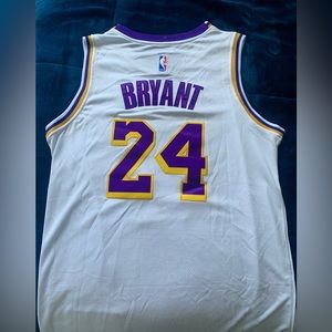 Nike Swingman Kobe jersey